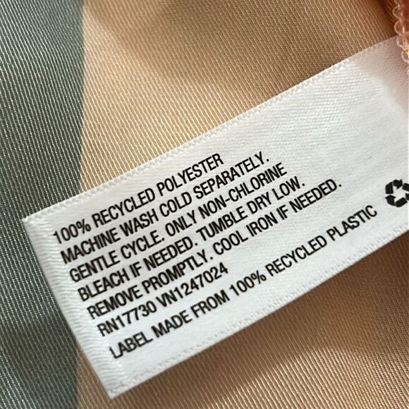 Fe Noel x Target Mixed Vertical Stripe Print Long Sleeve Button Down Shirt large - Picture 9 of 10